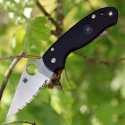 Couteau Spyderco Para 3 Serrated Lame Acier CTS BD1N Manche FRN Compression Lock Made USA SC223SBK - Livraison Gratuite