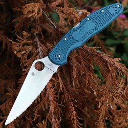 Couteau Spyderco Police 4 K390 Manche FRN Blue Lame Acier K390 Serr Lockback Clip Japan SC07FS4K390 - Livraison Gratuite