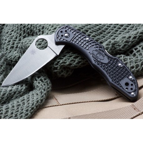 Couteau Spyderco Delica Flat Ground Black Acier VG-10 Manche FRN Made In Japan SC11FPBK - Livraison Gratuite